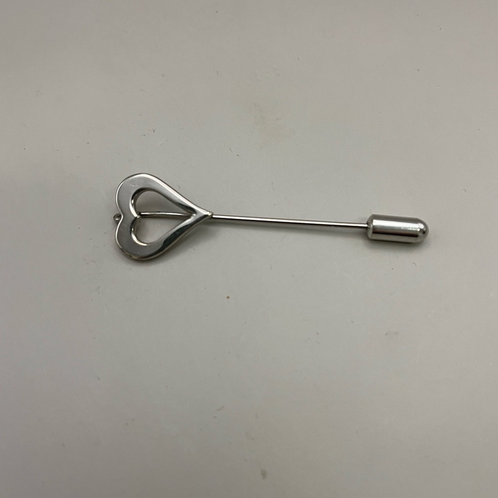Elegant Silver Heart Brooch